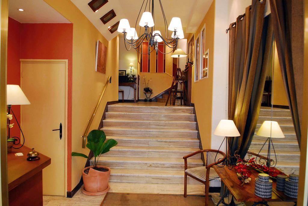 Logis Hotel Orly Alès Εξωτερικό φωτογραφία