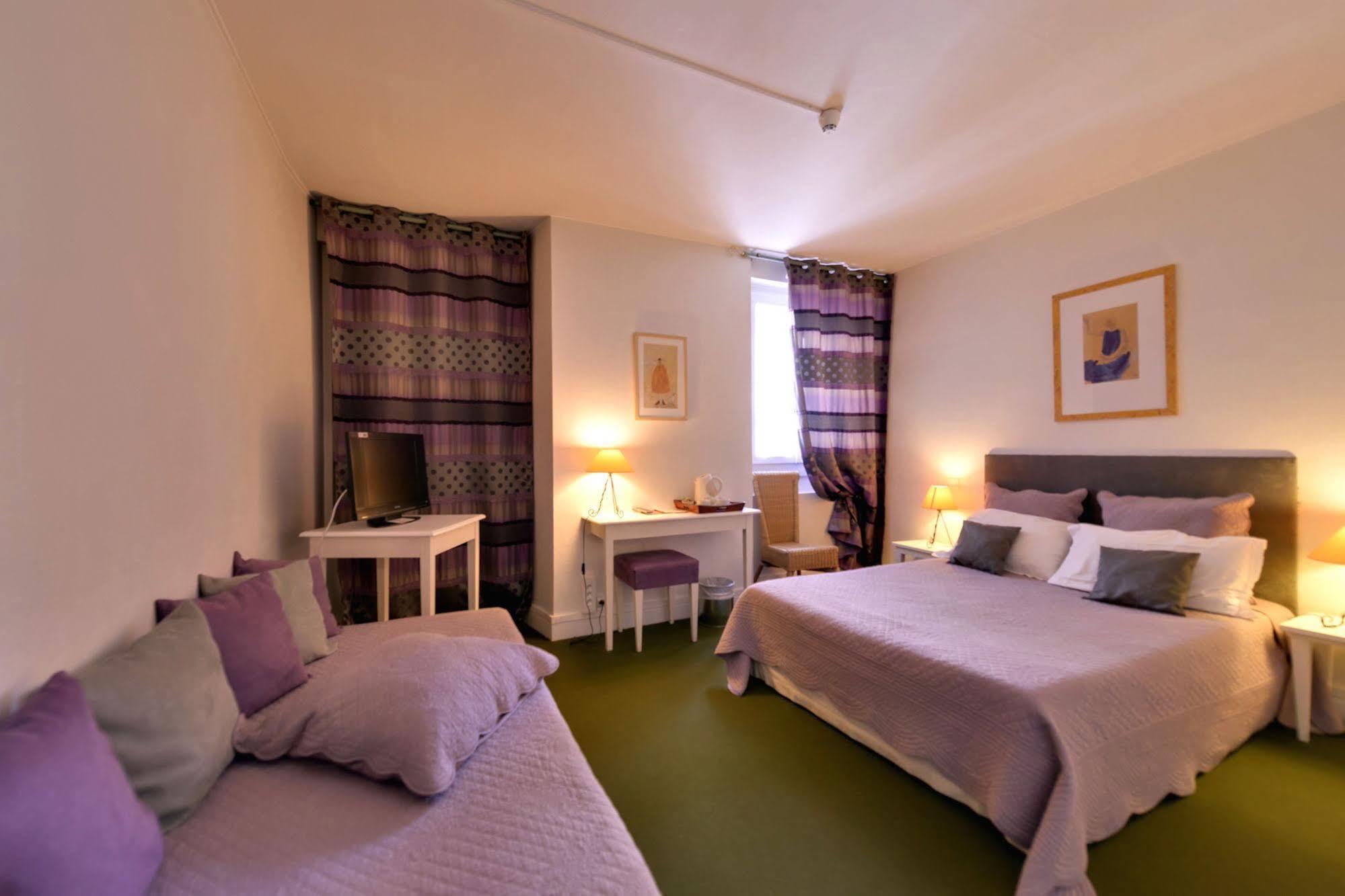 Logis Hotel Orly Alès Εξωτερικό φωτογραφία