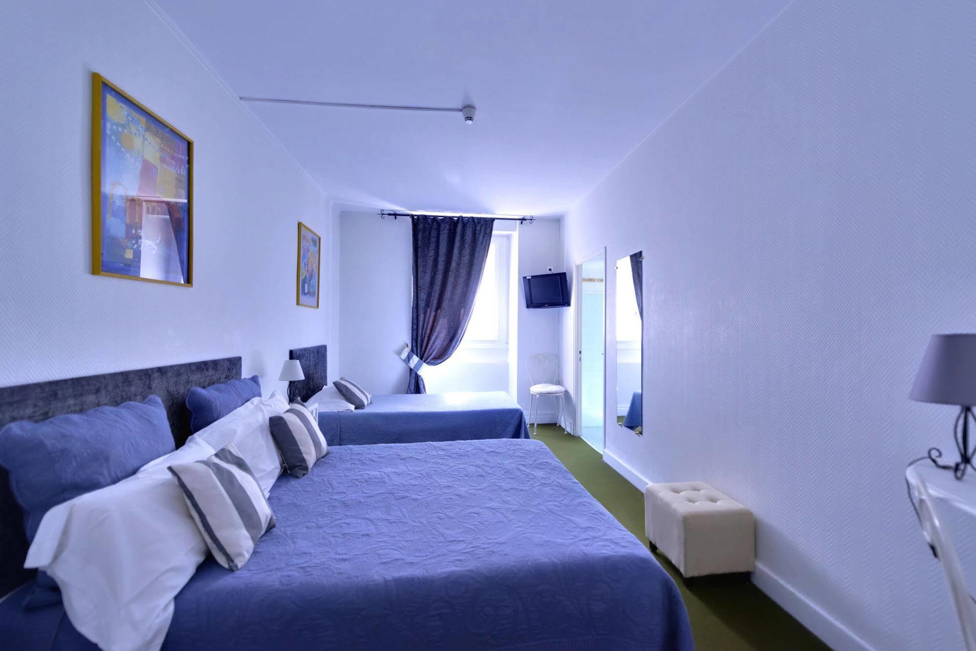 Logis Hotel Orly Alès Εξωτερικό φωτογραφία