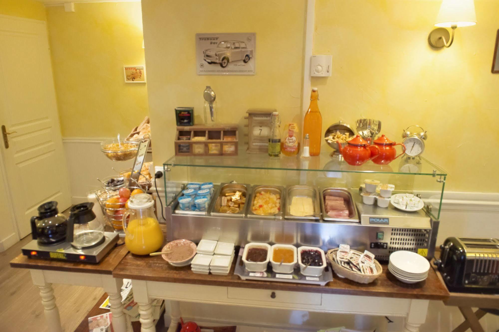 Logis Hotel Orly Alès Εξωτερικό φωτογραφία