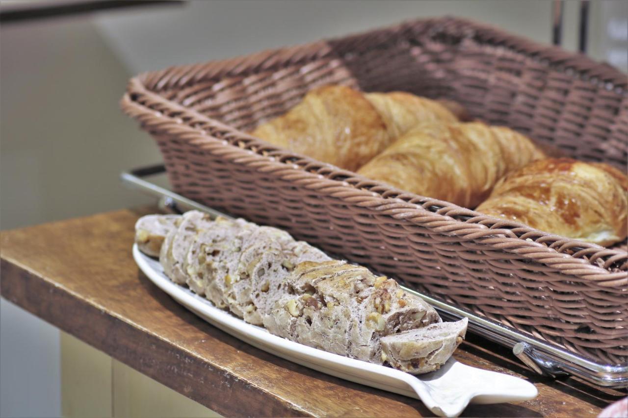 Logis Hotel Orly Alès Εξωτερικό φωτογραφία